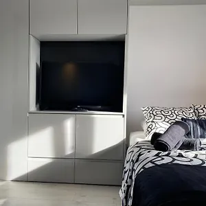 https://apt-lovers-loft-in-krakw-orawska-7.krakowhotelspoland.com